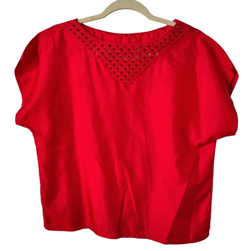 Vintage Shapely Women's Blouse Top Medium Red Boxy Short‎ Sleeve Cutout Neckline